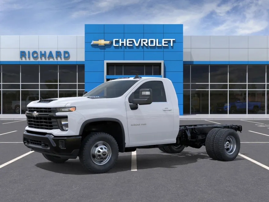 2025 Chevrolet Silverado 3500HD Work Truck photo 1