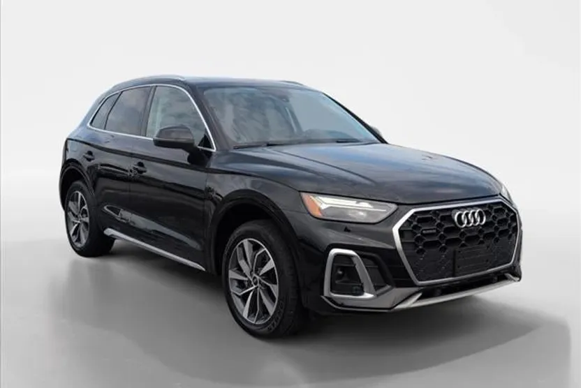 2023 Audi Q5 S line Premium Plus photo 1