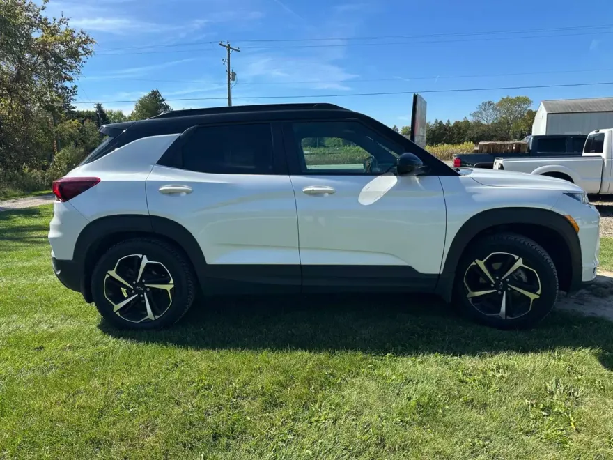2021 Chevrolet Trailblazer RS photo 1