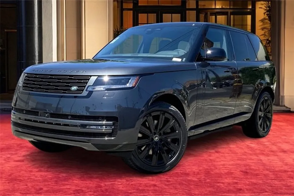 2025 Land Rover Range Rover SE photo 1