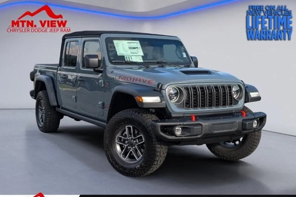 2025 Jeep Gladiator Mojave photo 1