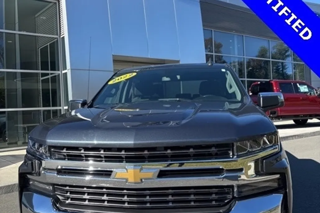 2022 Chevrolet Silverado 1500 LT photo 1