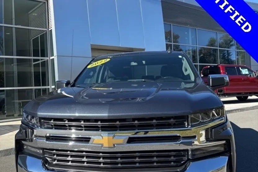 2022 Chevrolet Silverado 1500 LT photo 1