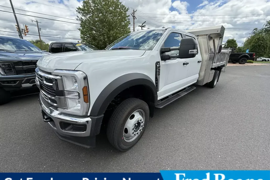 2024 Ford F-550 XL photo 1