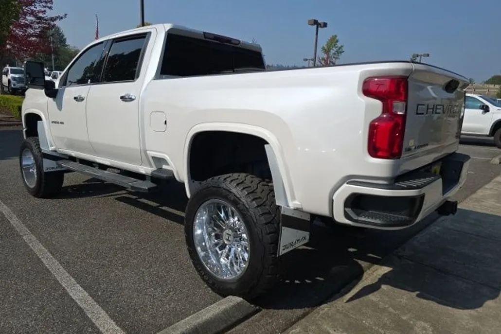 2020 Chevrolet Silverado 2500HD High Country photo 1