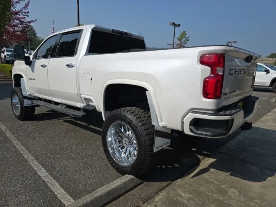 2020 Chevrolet Silverado 2500HD High Country photo 1