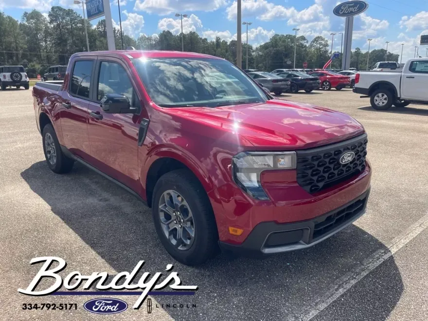 2025 Ford Maverick XLT photo 1