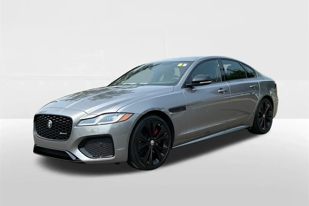 2024 Jaguar XF P300 R-Dynamic SE photo 1