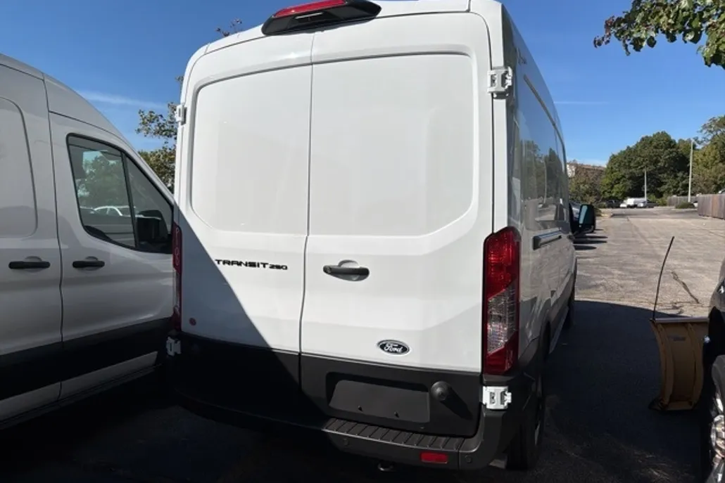 2026 Ford Transit Cargo photo 1