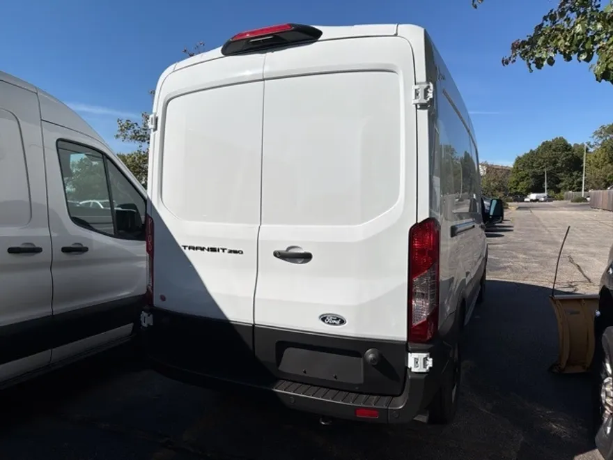 2026 Ford Transit Cargo photo 1