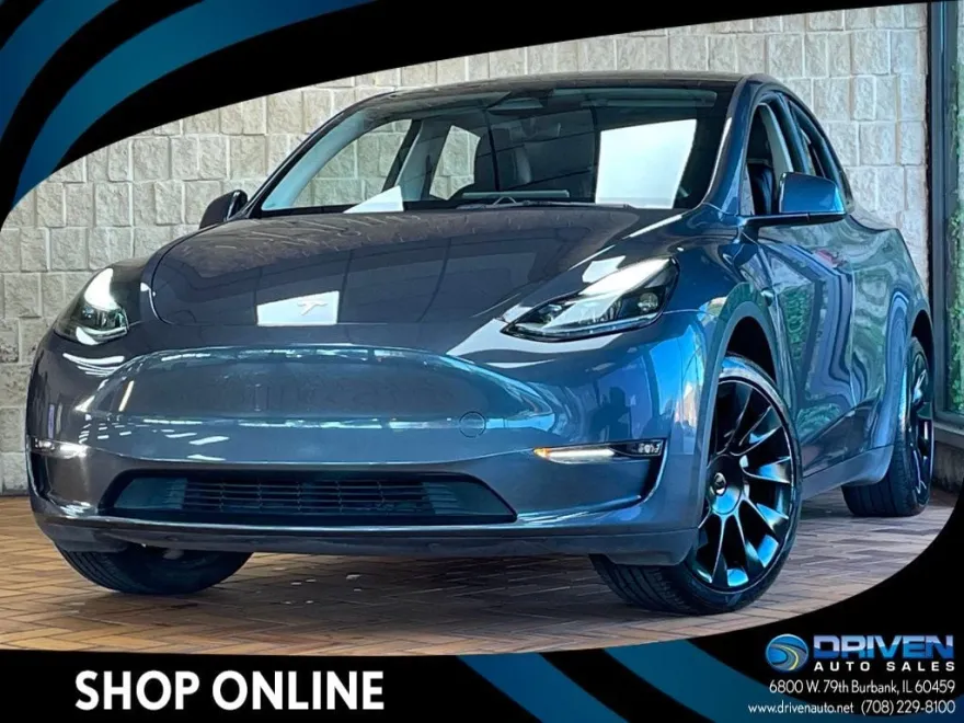 2023 Tesla Model Y Long Range photo 1