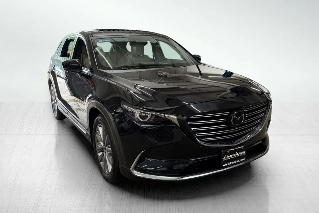 2023 Mazda CX-9 Grand Touring photo 1