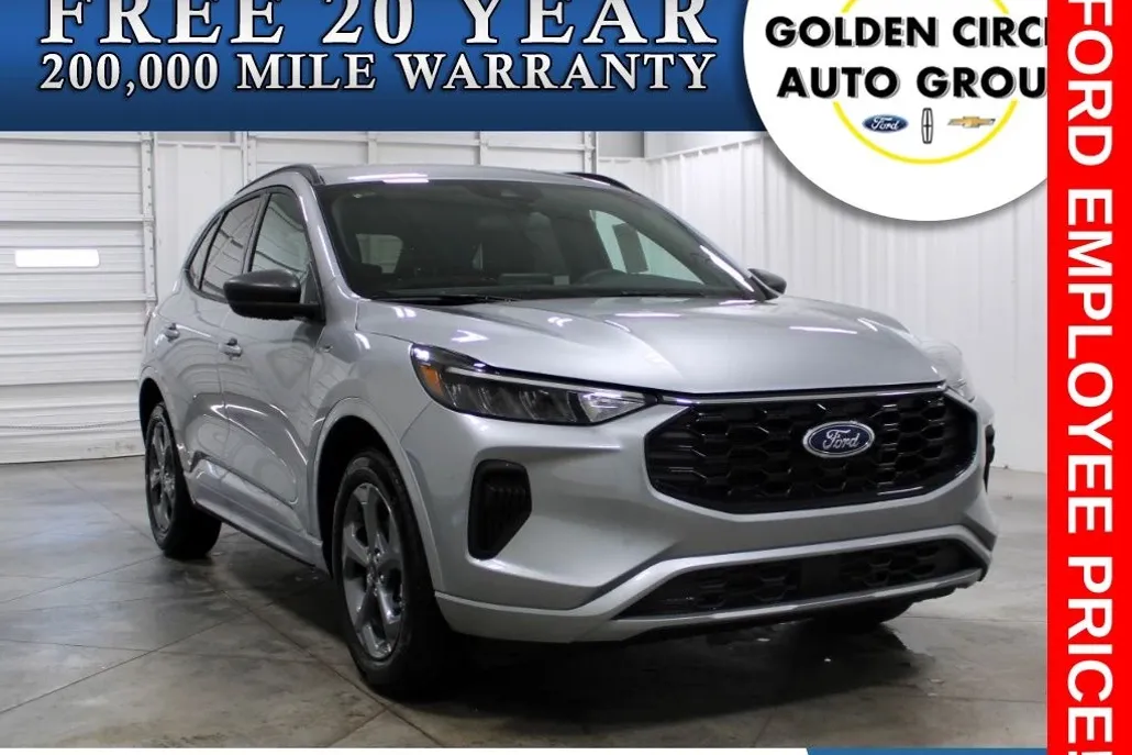 2024 Ford Escape ST-Line photo 1