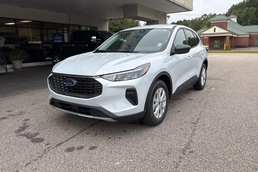2026 Ford Escape Active photo 1