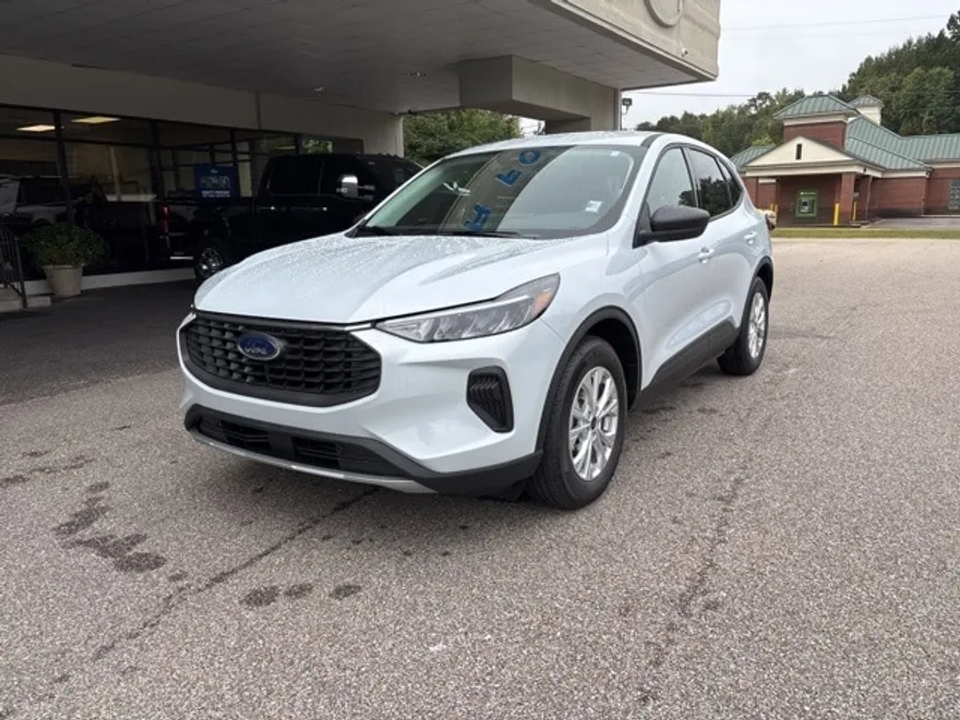 2026 Ford Escape Active photo 1