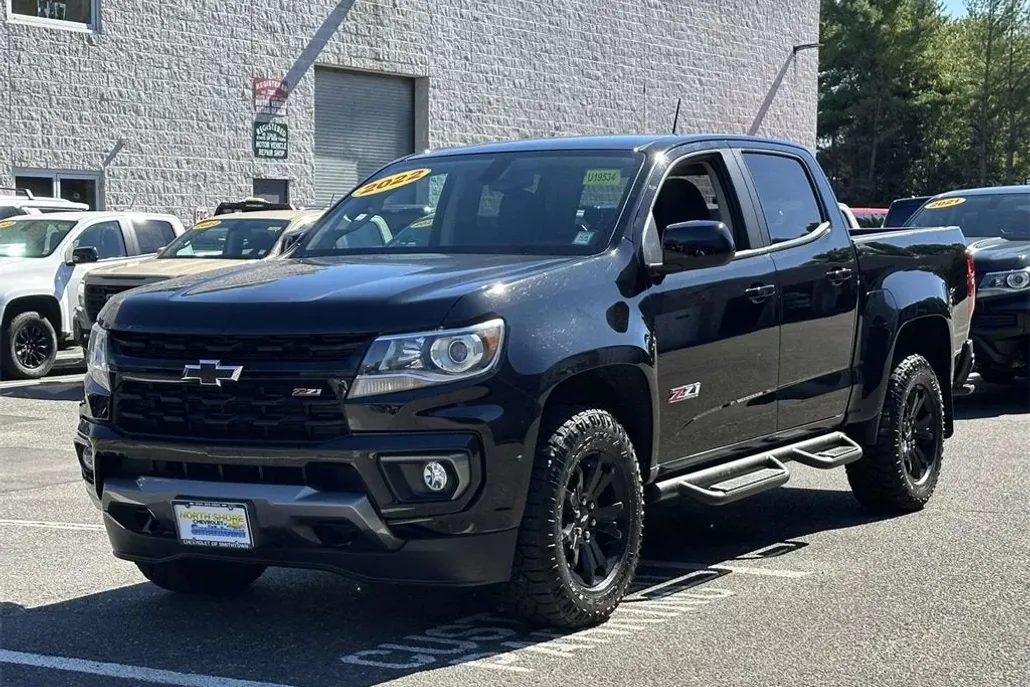 2022 Chevrolet Colorado Z71 photo 1