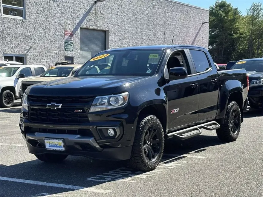 2022 Chevrolet Colorado Z71 photo 1
