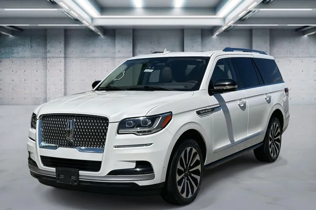 2022 Lincoln Navigator Reserve photo 1