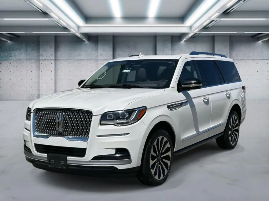 2022 Lincoln Navigator Reserve photo 1