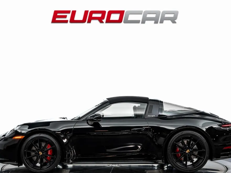 2024 Porsche 911 Targa 4S photo 1