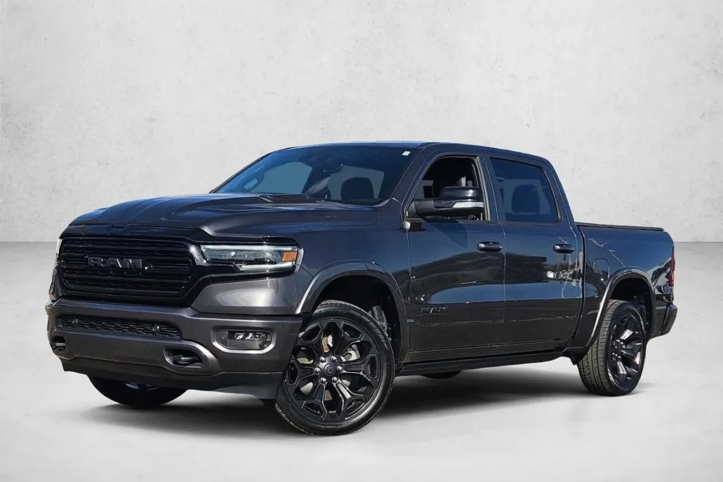 2022 Ram 1500 Limited photo 1