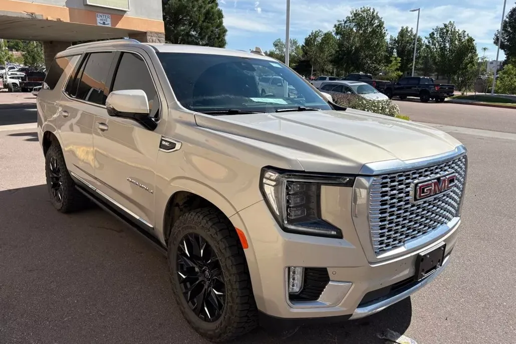 2023 Gmc Yukon Denali photo 1