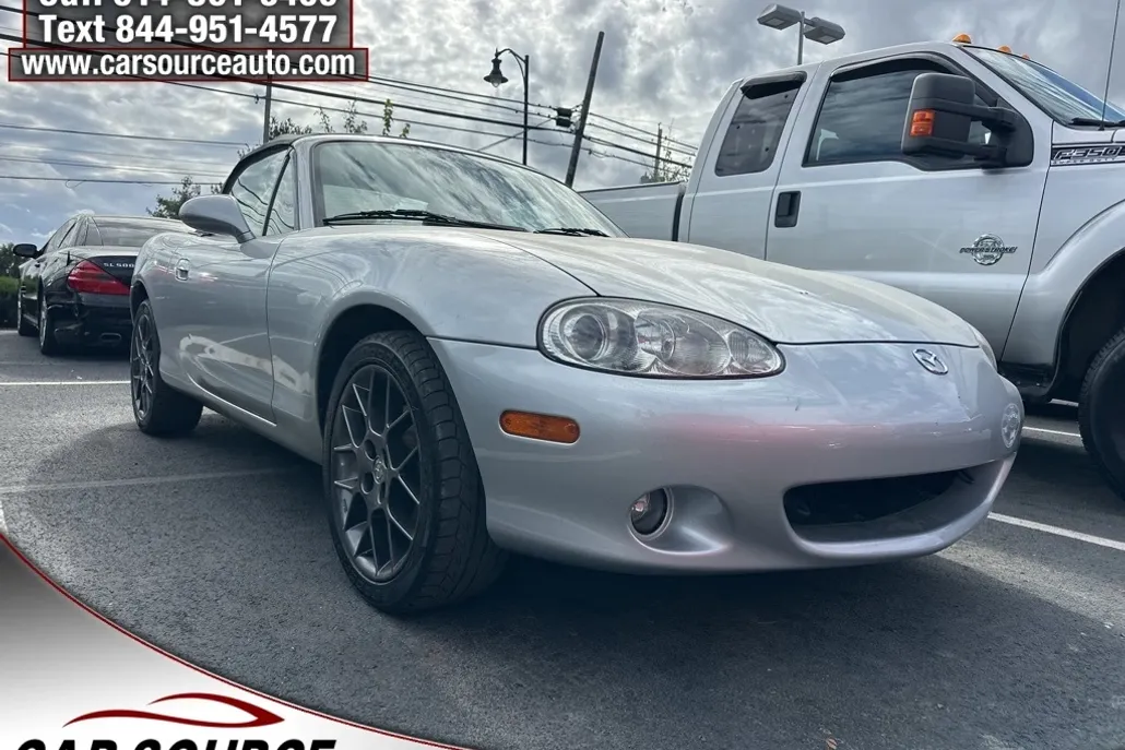 2004 Mazda MX-5 Miata Miata Base photo 1