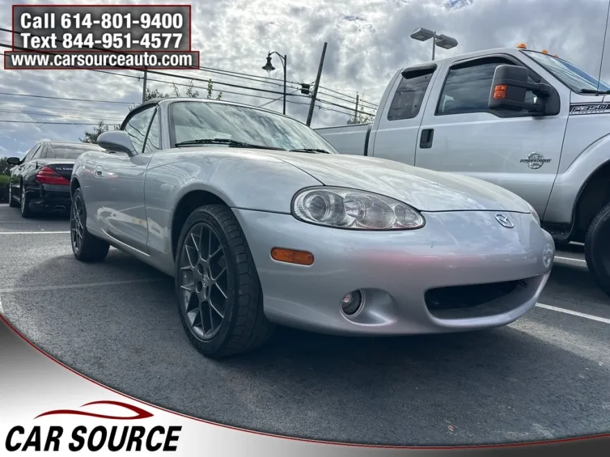 2004 Mazda MX-5 Miata Miata Base photo 1