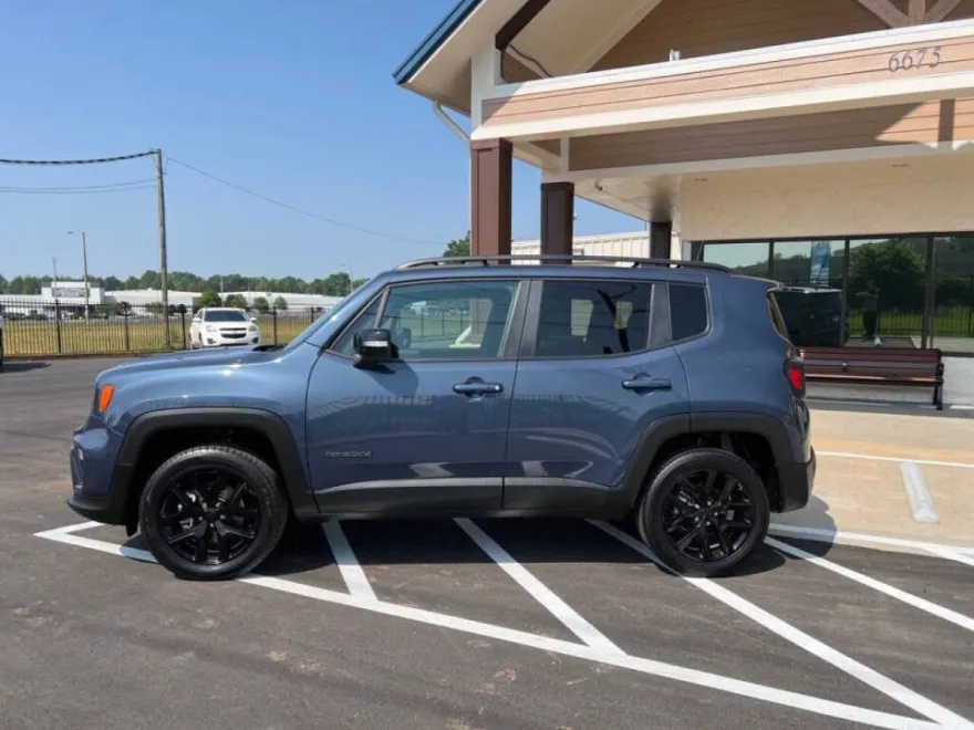2022 Jeep Renegade Altitude photo 1