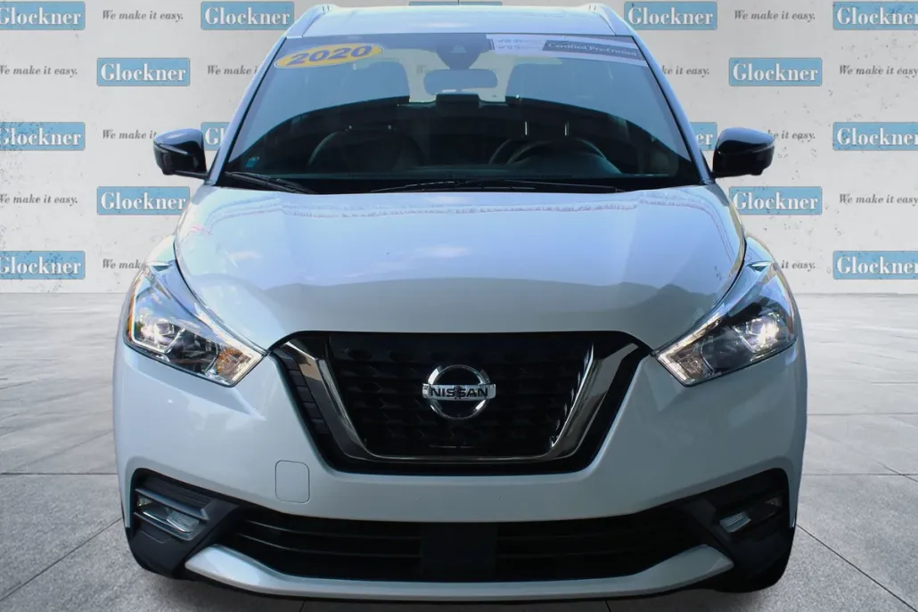 2020 Nissan Kicks SR photo 1