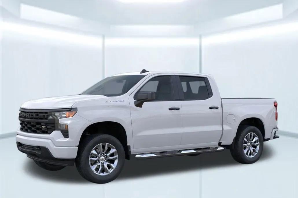 2026 Chevrolet Silverado 1500 Custom photo 1