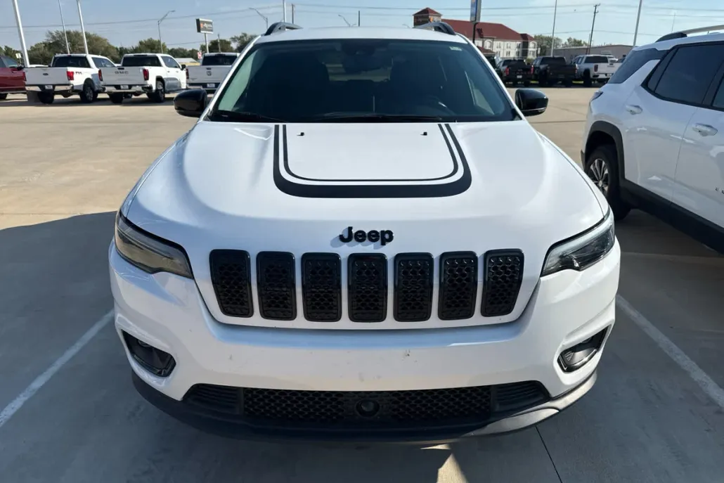 2022 Jeep Cherokee Latitude photo 1