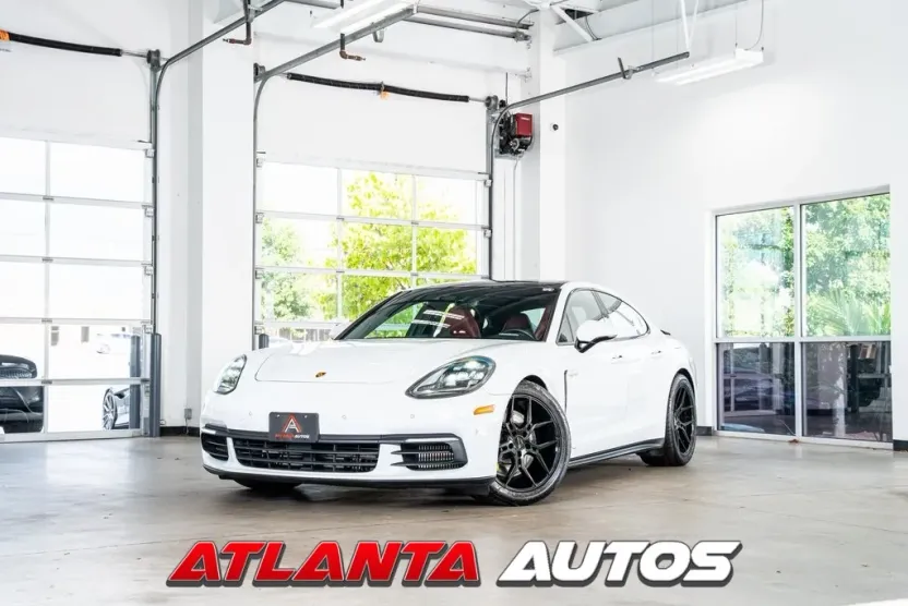 2019 Porsche Panamera E-Hybrid 4 photo 1
