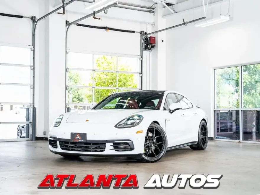 2019 Porsche Panamera E-Hybrid 4 photo 1