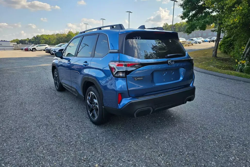 2025 Subaru Forester Limited photo 1