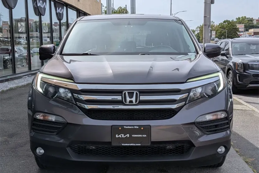 2017 Honda Pilot EX-L photo 1