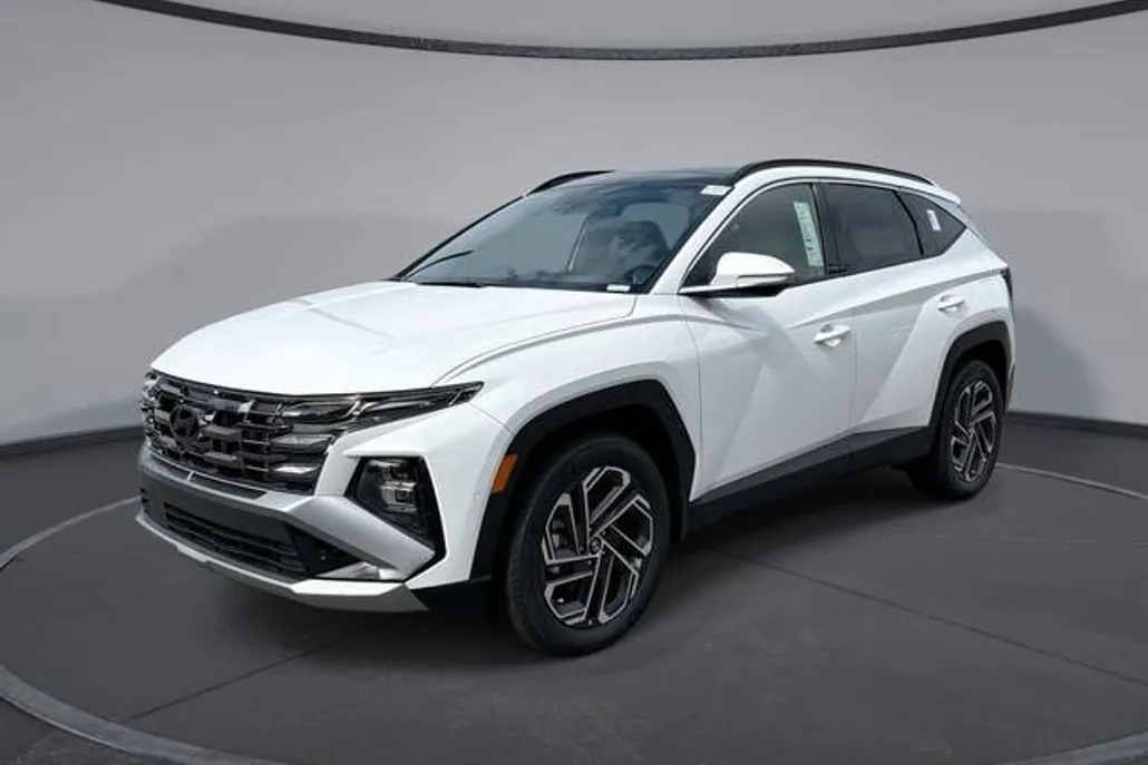 2025 Hyundai Tucson Hybrid Limited photo 1