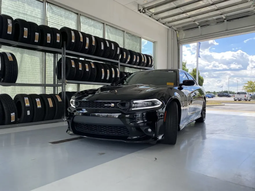 2019 Dodge Charger SRT8 R/T Scat Pack photo 1