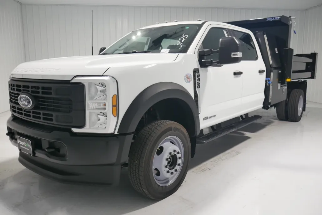 2025 Ford F-450 XL photo 1