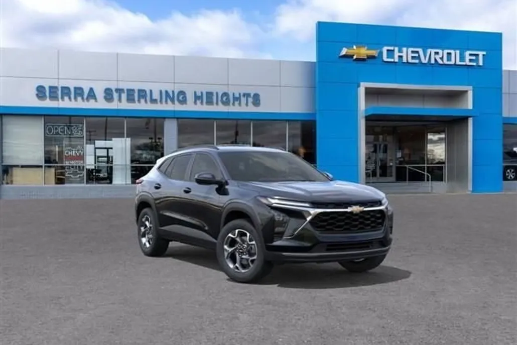 2025 Chevrolet Trax LT photo 1