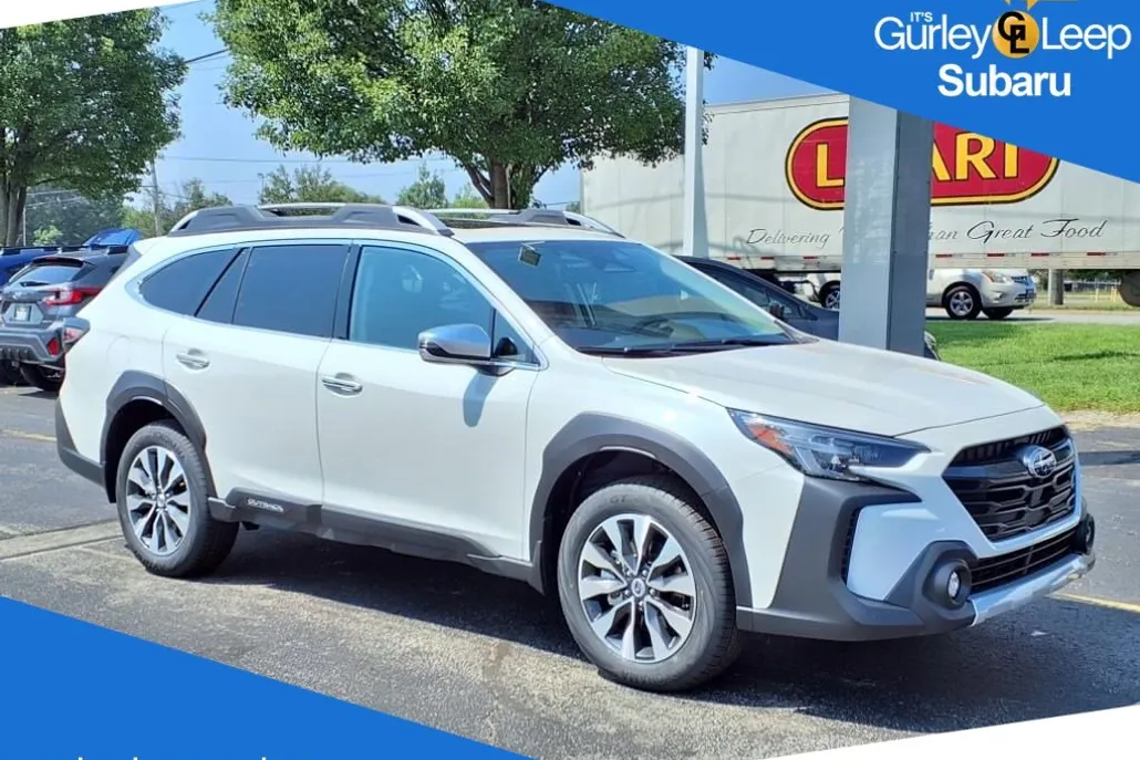 2025 Subaru Outback Touring photo 1