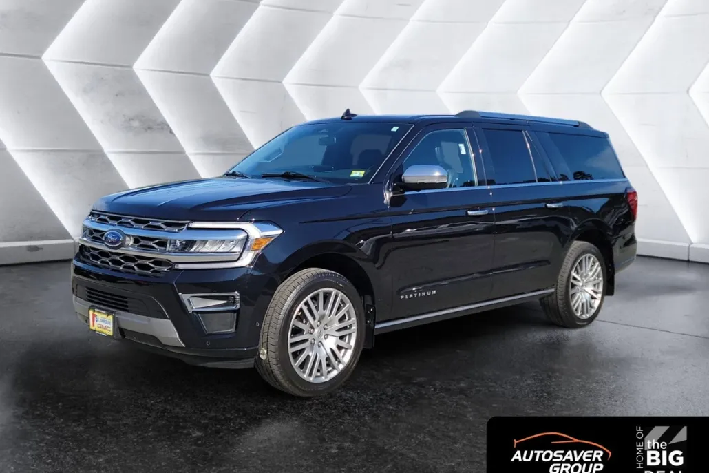 2024 Ford Expedition MAX Platinum photo 1