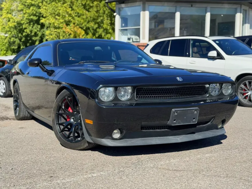2009 Dodge Challenger R/T photo 1