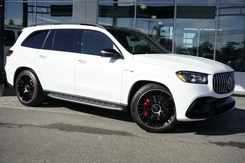 2025 Mercedes Benz GLS AMG 63 4MATIC photo 1