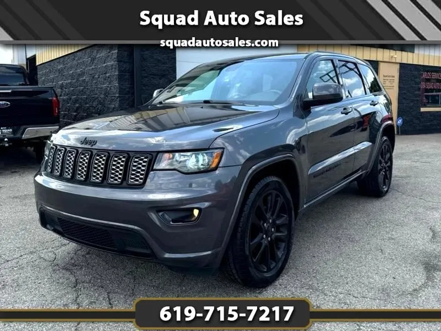 2017 Jeep Grand Cherokee Altitude photo 1