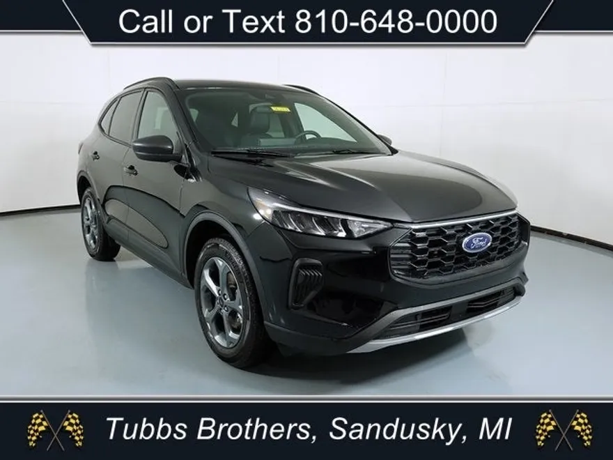 2025 Ford Escape ST-Line photo 1