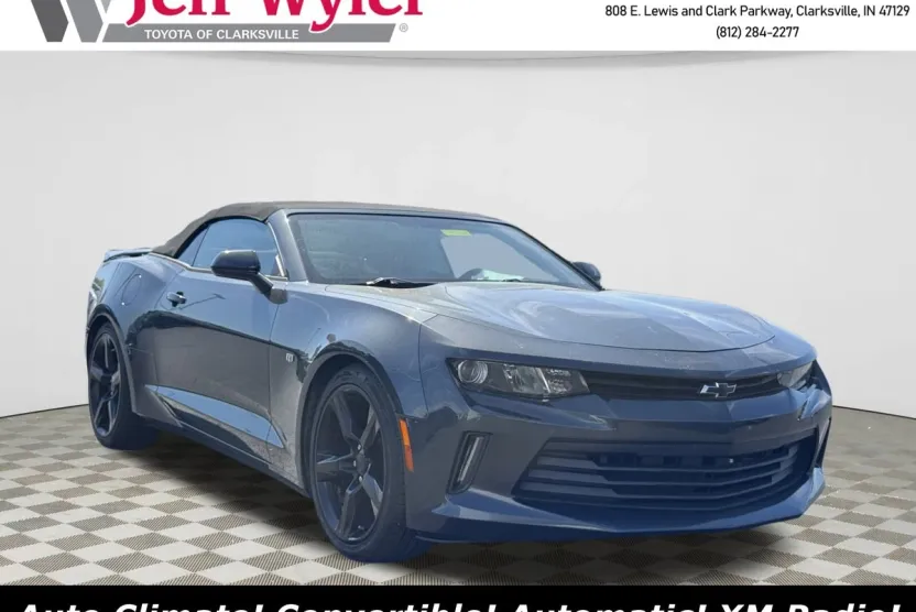 2018 Chevrolet Camaro 1LT photo 1