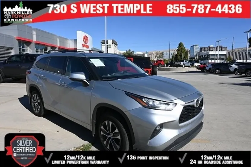 2020 Toyota Highlander XLE photo 1