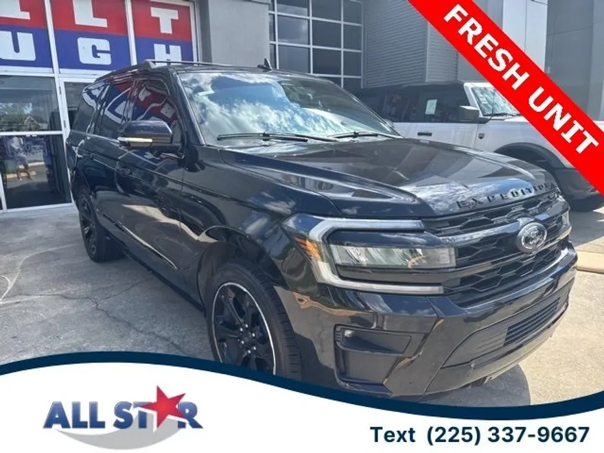 2023 Ford Expedition Limited photo 1