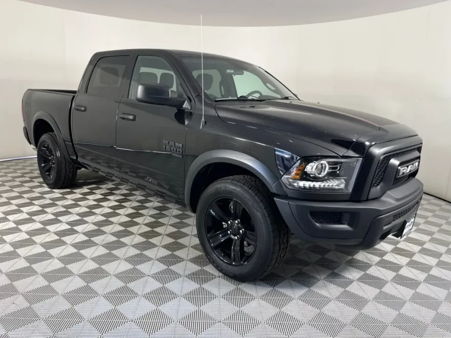 2024 Ram 1500 Classic Warlock photo 1